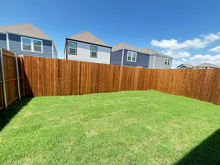120 Redwood Rd — Photo 19