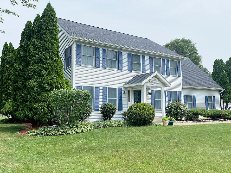 1st image of 717 Lincoln Pines Pl