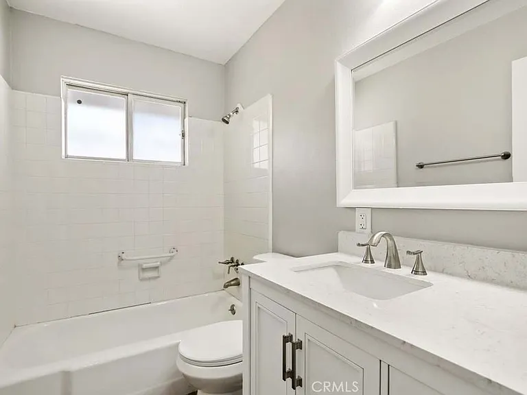5485 Golden West Ave — Photo 1