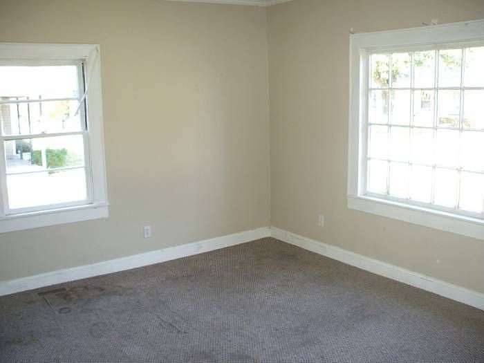 1st bedroom