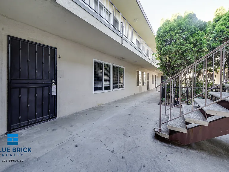 1145 Elden Ave #5 — Photo 16