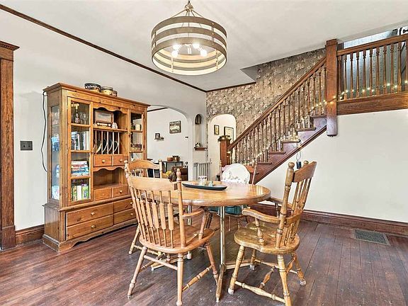 5th image of 1157 Raspberry Ave