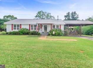 382 Lamb Rd, Moreland, GA 30259