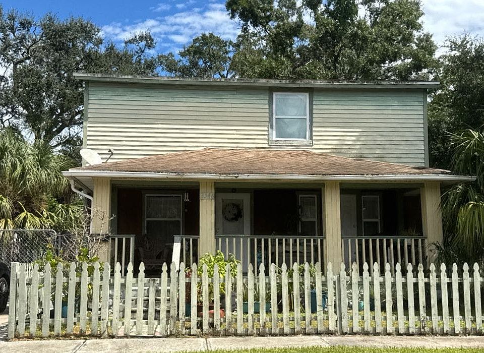 1st image of 2346 Grove St S