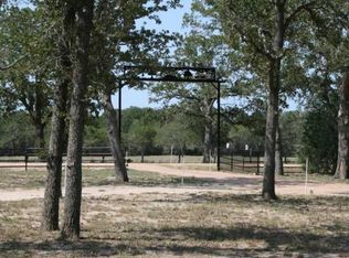 9110 Maynard Hallmark Rd, Flatonia, TX 78941