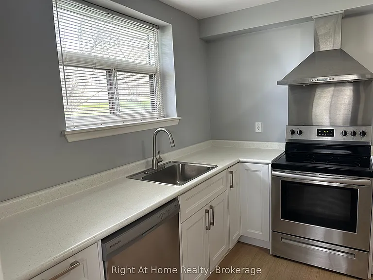 1033 Ravine Rd #1 — Photo 5