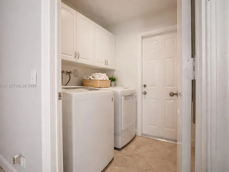 777 Tanglewood Cir — Photo 21