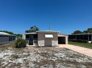 8369 SE Eagle Ave, Hobe Sound, FL 33455