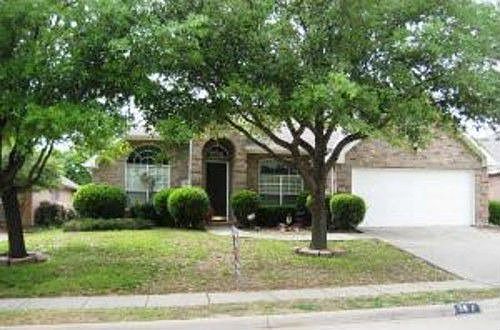 1st image of 3821 Spanish Oak Dr