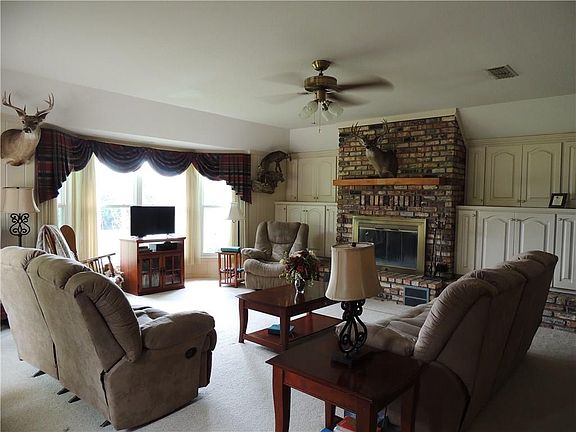 2nd image of 426 County Road 4139