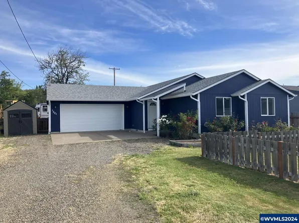 1321 Houser Ln, Philomath, OR 97370