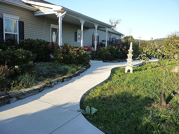 Left front garden