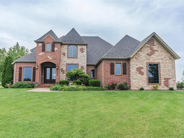 1042 Castle Rock Ave, Lebanon, MO 65536