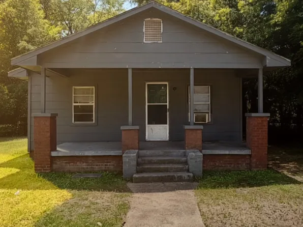 2602 6th Ave N, Columbus, MS 39701