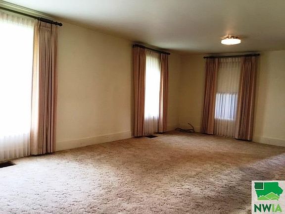 2nd image of 5803 110th Ave