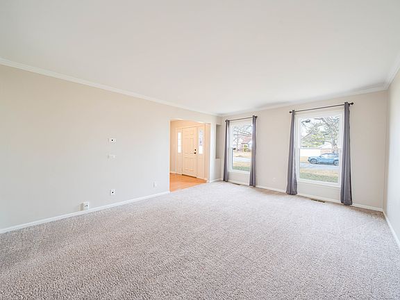 2nd image of 854 Graegin Pl