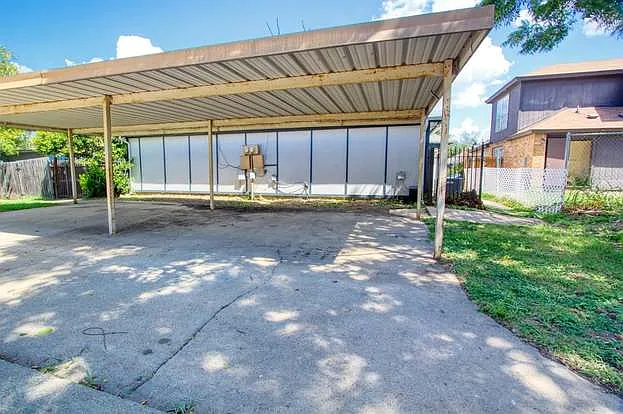 2402 Summer Place Dr — Photo 42