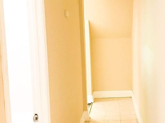 5th image of 3512 California Ave
