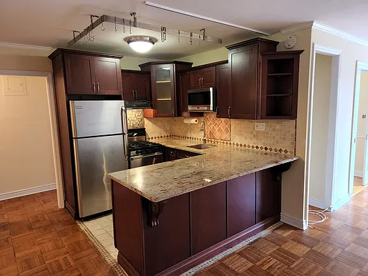 Rented by Douglas Elliman | media 6