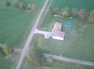 E7511 Flying Acres Ct, New London, WI 54961