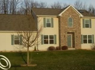 11792 Secluded Ridge Dr, Byron, MI 48418