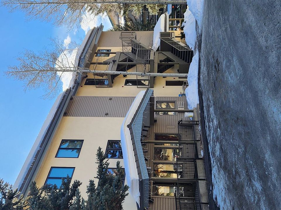 1st image of 177 Lake St #32