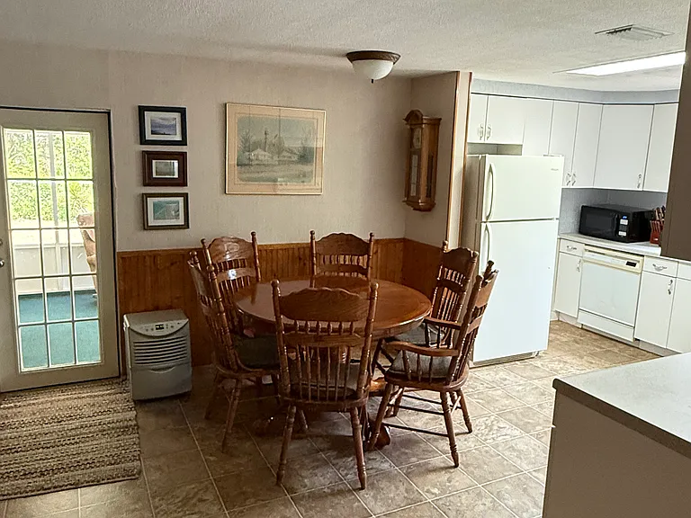 10033 SW 182nd Ct — Photo 11