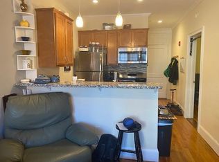 259 Hanover St #5, Boston, MA 02113