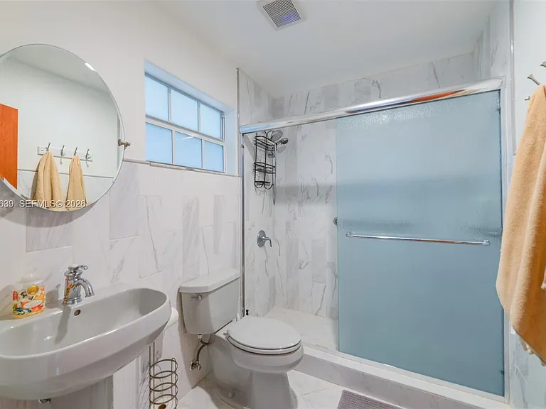 3031 SW 2nd Ave — Photo 19