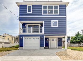 241 Dewey Dr, Ortley Beach, NJ 08751