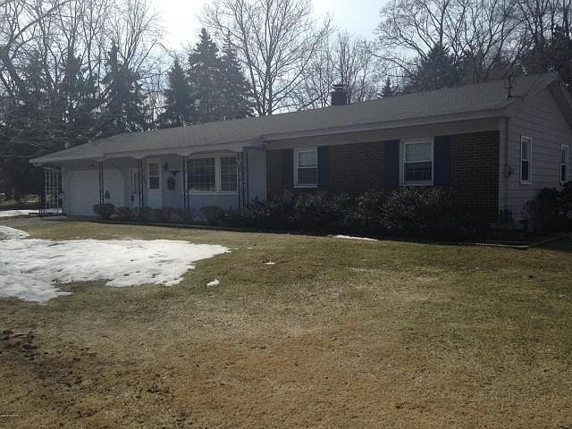 2nd image of 658 Azalea Ave