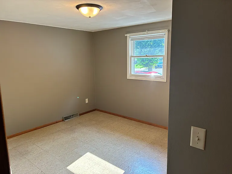 732 Bluff Ave — Photo 11
