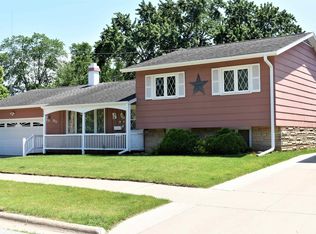 1815 Cottrell Ave, Iowa Falls, IA 50126