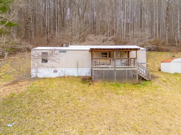 78 Alder Ln, Narrows, VA 24124