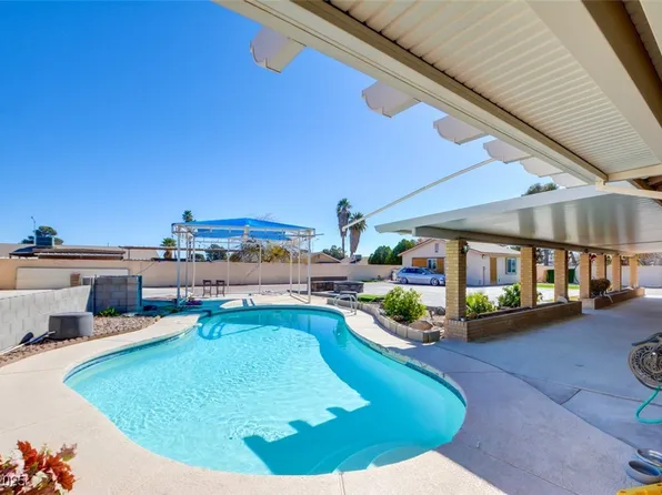 3070 Breton Dr, Las Vegas, NV 89108