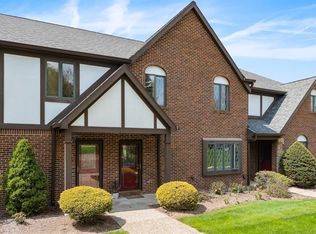 1607 Stone Mansion Dr, Sewickley, PA