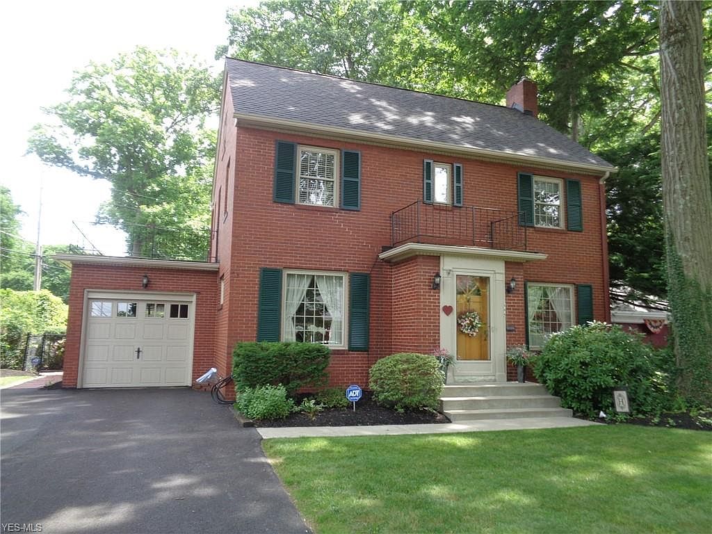 444 Roselawn Ave NE, Warren, OH 44483 Zillow