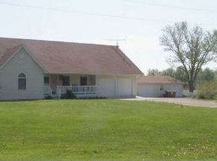 1430 Red Ball Trl, Greenville, IL 62246