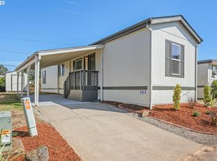 18780 Central Point Rd UNIT E, Oregon City, OR 97045