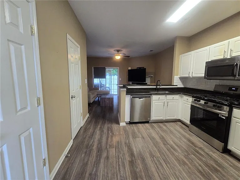 3222 Hidden Cove Cir — Photo 5
