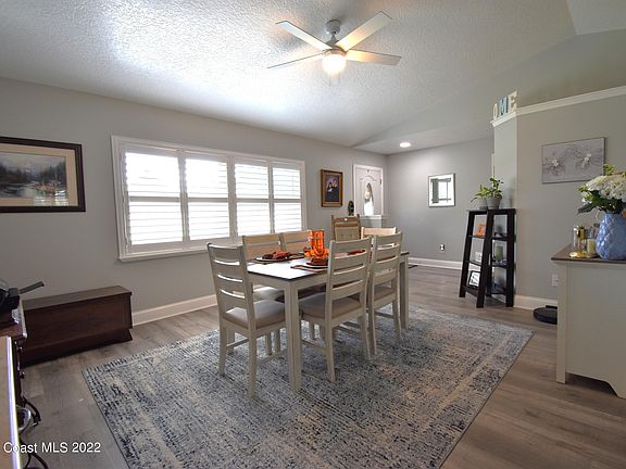 4th image of 3152 Brentwood Ln