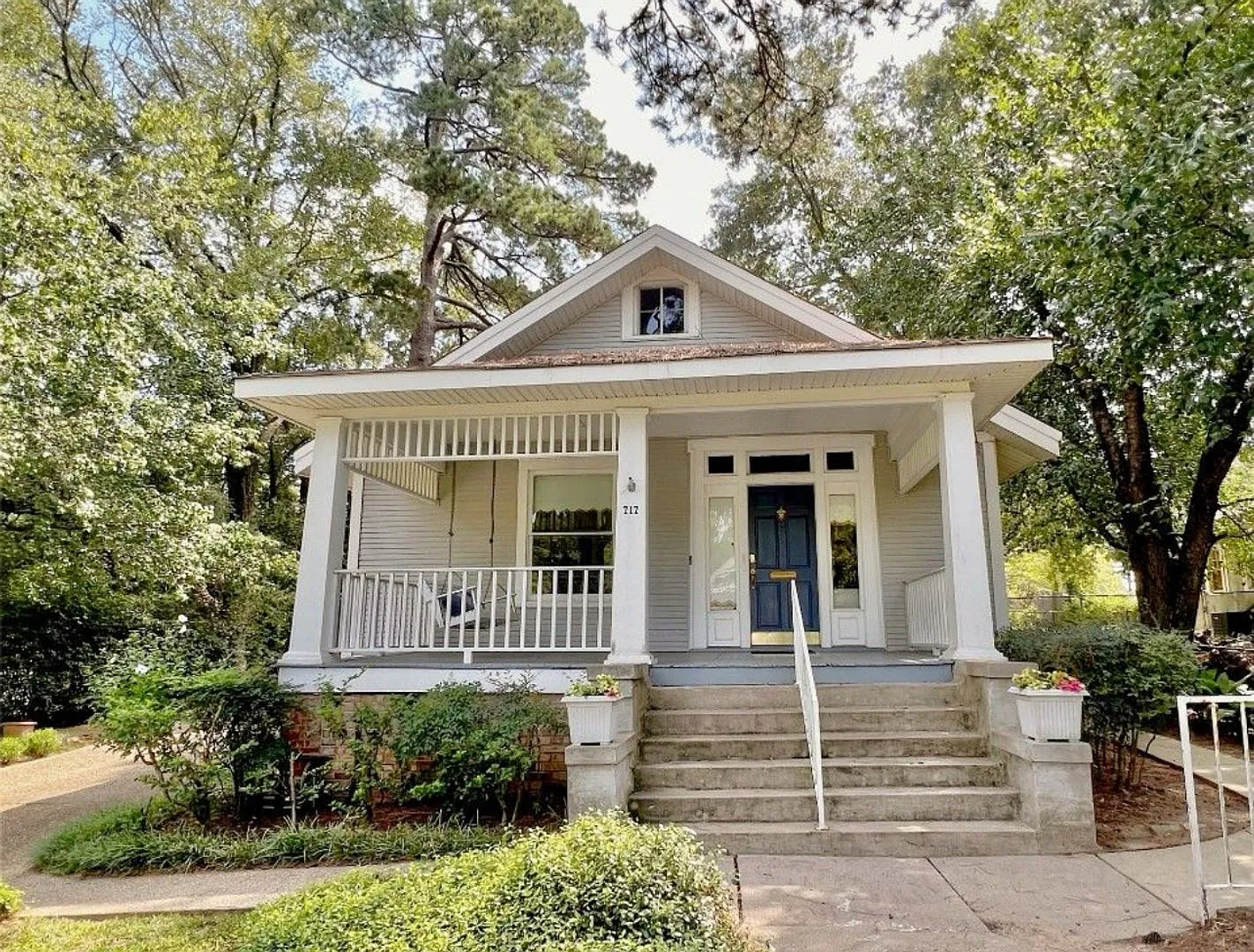 Historic Highland Beauty WITH Garage Apartment! — Photo 1