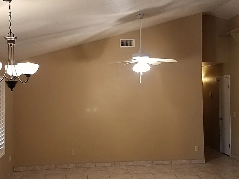 1720 E Isabella Ave — Photo 3
