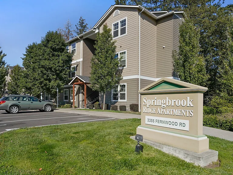 Springbrook Ridge Apartments — Photo 27