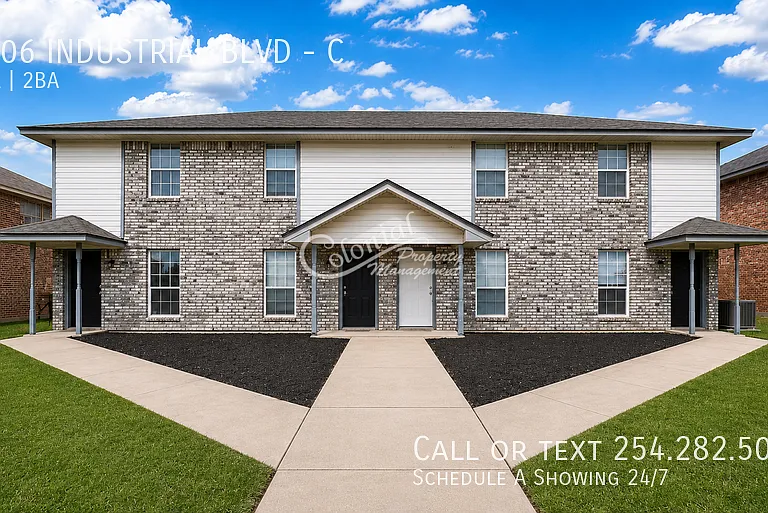 1206 Industrial Blvd #C — Photo 1