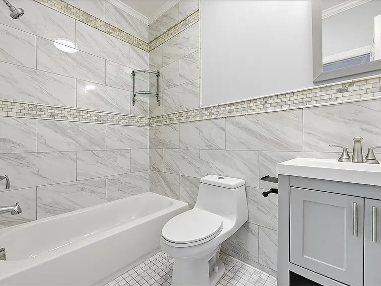 83 Pamrapo Ave — Photo 24
