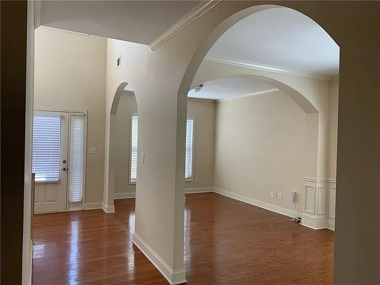 4200 Suwanee Oaks Ct — Photo 3