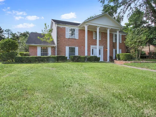 5903 Templegate Dr, Houston, TX 77066