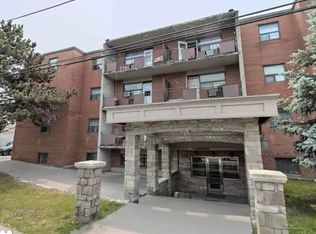 595 Major Mackenzie Dr E, Richmond Hill, ON L4C 1J6