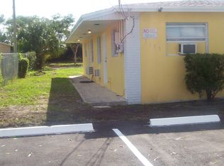 1157 W 28th St APT 1, Riviera Beach, FL 33404